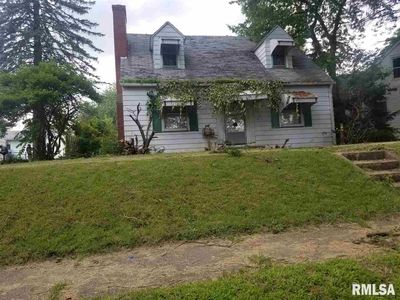 1618 Iowa Ave, Clinton, IA, 52732