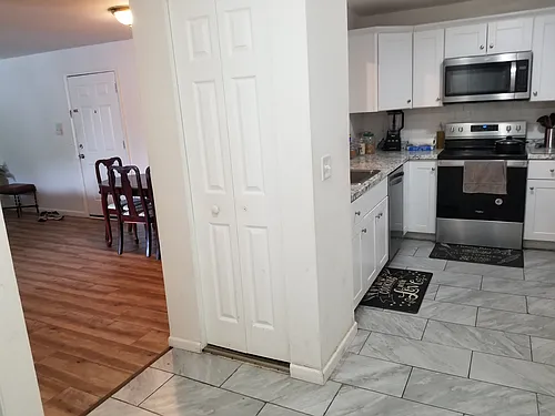 73 Park Ave Photo 1