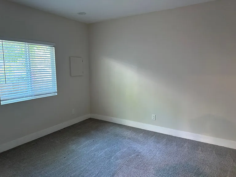 1515 T St — Photo 5