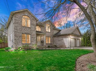 2335 E Church St, Des Plaines, IL