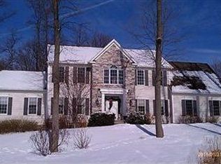 4069 Stonebridge Blvd, Akron, OH 44321