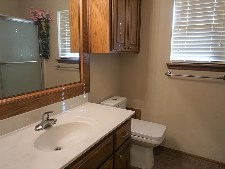 9601 Crooked Creek Ln — Photo 12