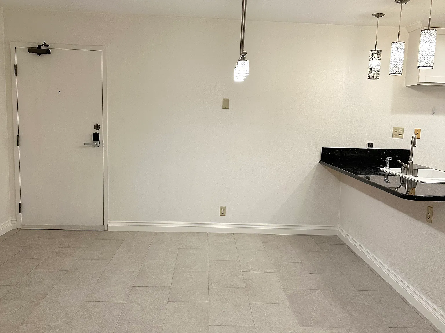 8324 Regents Rd — Photo 4