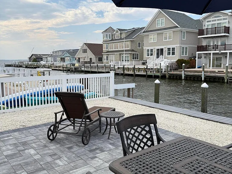 254 Ocean Bay Blvd — Photo 24