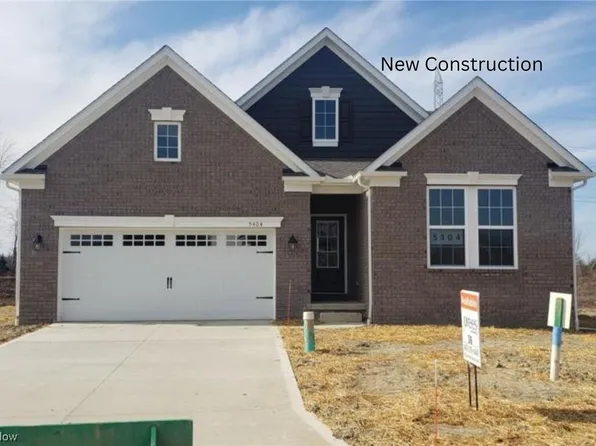 5404 Hawks Nest Cir, Sheffield Village, OH 44054