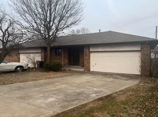 3494 S Christy Ct, Springfield, MO 65807