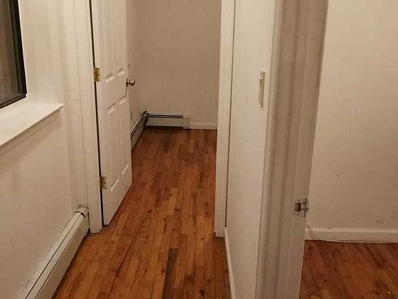 4th image of 6258 102nd St