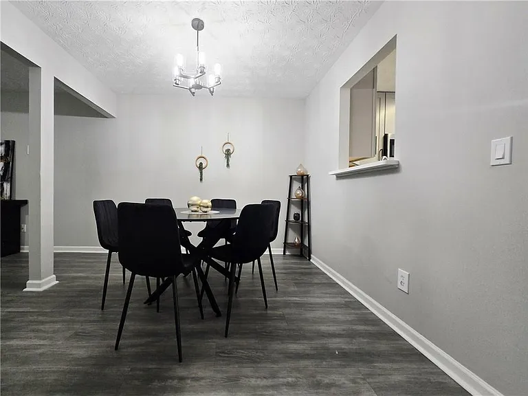 2430 Piering Dr — Photo 27