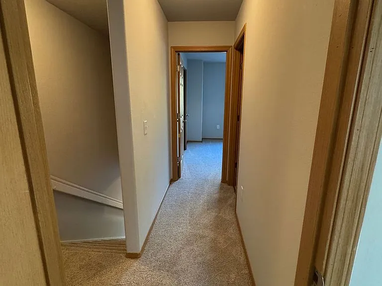 2875 S Donovan Dr — Photo 12