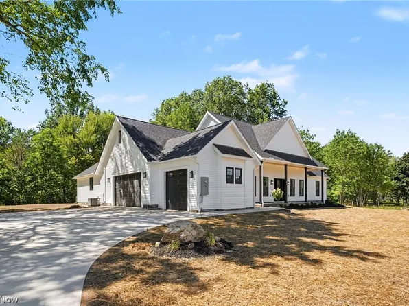 3191 Stevens Rd, Ashtabula, OH 44004