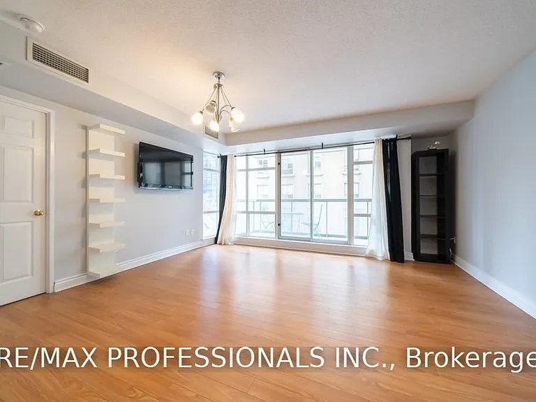 99 Hayden St #610 — Photo 6
