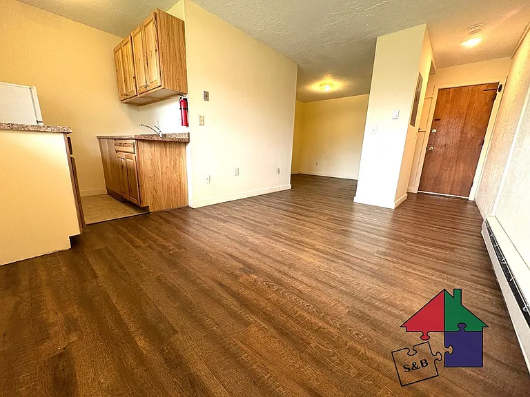 833 Queen City Park Rd. — Photo 9