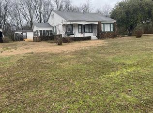 204 W 5th St, Plainview, AR 72857