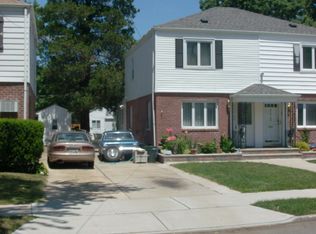 25023 Elkmont Ave, Bellerose, NY 11426