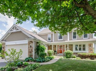 6 White Oak Ct, Algonquin, IL