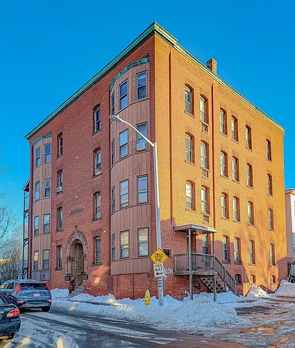 29 William St #22 Photo 1