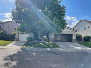 9768 Iris Meadow Way, Elk Grove, CA 95757