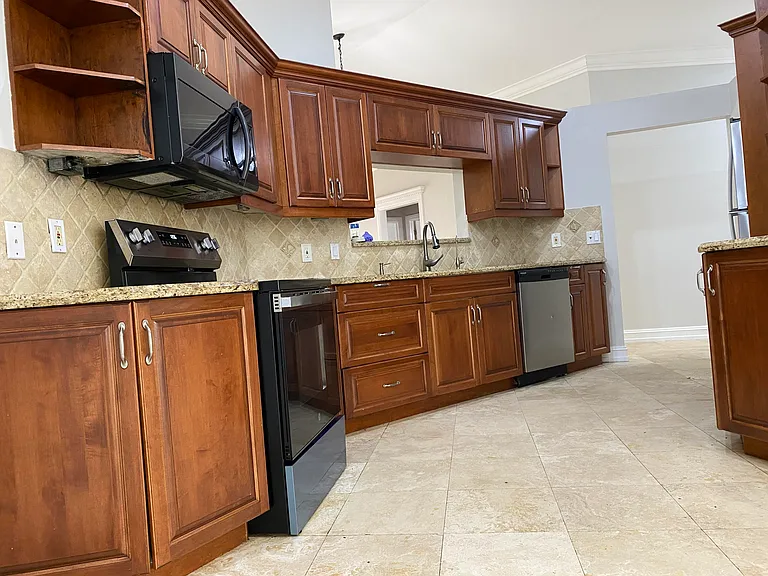 88 Buxton Ln — Photo 3