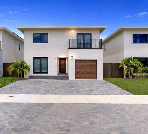 1st image of 1339 NW 2nd Ln #1339