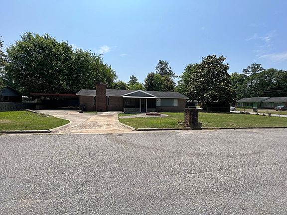 2nd image of 615 Buford Dr