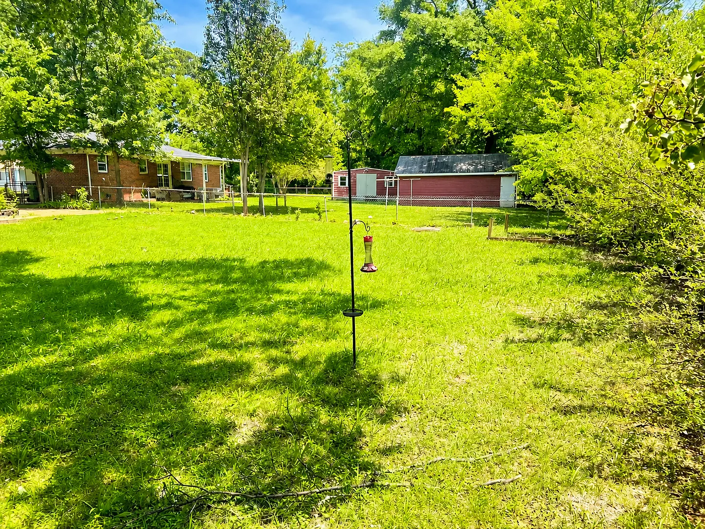 Coming Soon - 3bd/1ba Close to UAH — Photo 3