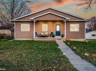 404 3rd St, Neola, IA 51559