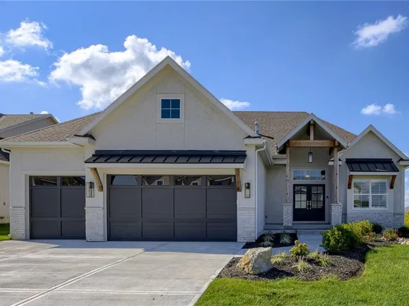 17220 W 164th St, Olathe, KS 66062