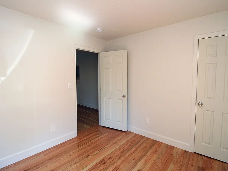 7707 SE Otty St — Photo 17