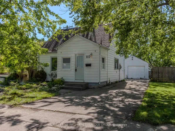 117 Walnut Ave S, Sarnia, ON N7T 3V5