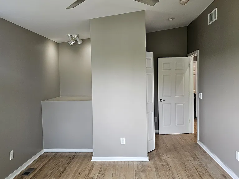 4822 Hillcrest Dr — Photo 21