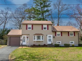 13 Ellis Rd, Enfield, CT 06082