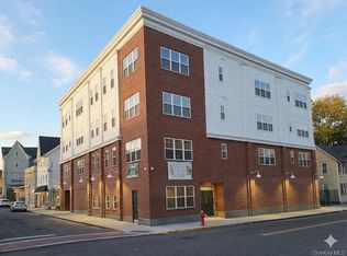 122 Greenwich Ave #301, Goshen, NY 10924