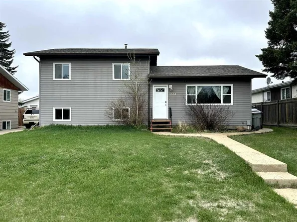 1634 S 5a St, Wainwright, AB T9W 1J5