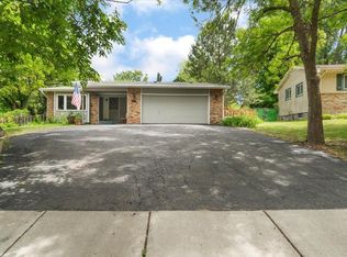 6234 Zinnia Ln N, Maple Grove, MN 55311