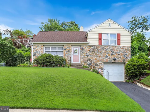 2433 Greenhill Rd, Lansdowne, PA 19050