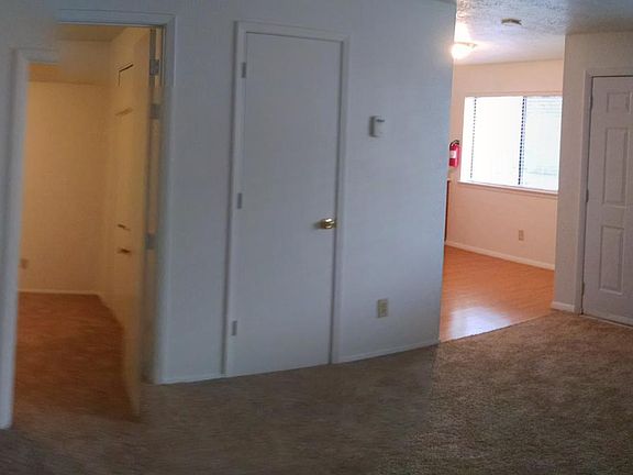 4th image of 251 Camino Real SW