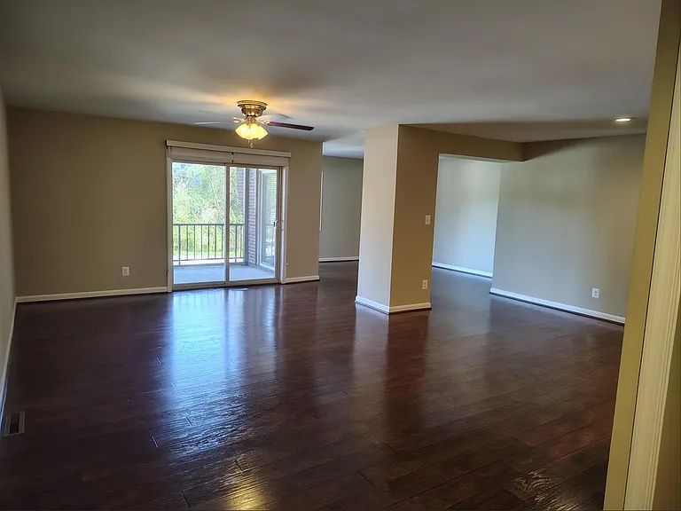 Residences at Pomona Park — Photo 23