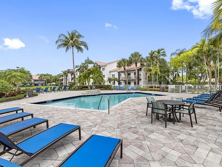 Delray Beach, FL Apartments for rent | The Fountains at Delray Luxury Apartments
