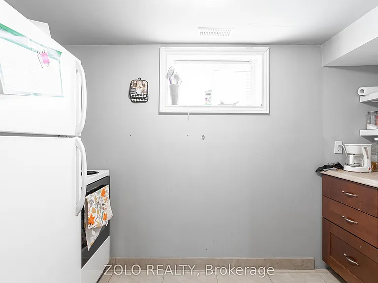 306 Spruce St #BASEMENT — Photo 6