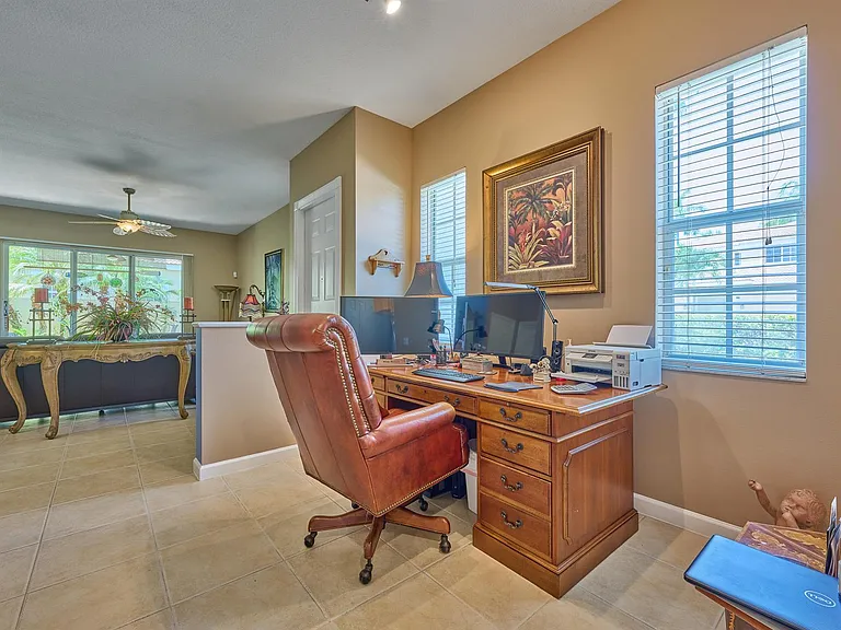 530 Commons Dr — Photo 20