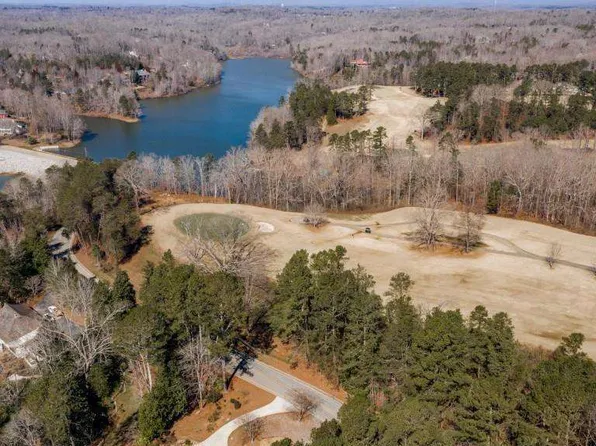 608 E Lake Dr, Gainesville, GA 30506