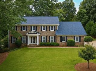 5232 Wynterhall Dr, Atlanta, GA 30338