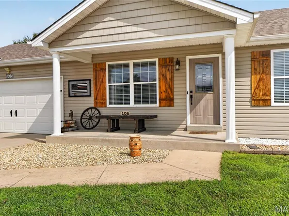 105 Trotters Creek Ln, Wright City, MO 63390