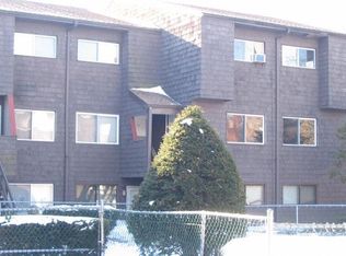 42 Warner St APT B8, Hamden, CT 06514