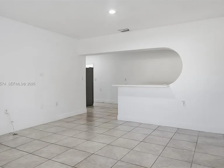 1330 SW 74th Ct #0 — Photo 3