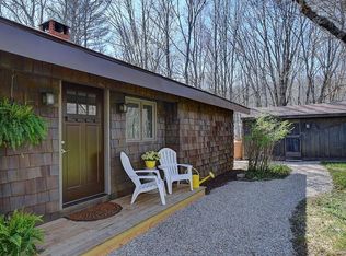 9 Bennett Rd, Holland, MA 01521