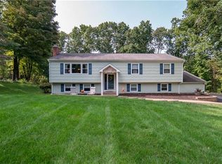 233 Jacqueline Dr, Southbury, CT 06488