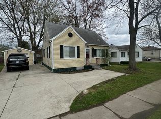 1860 Rochester Rd, Troy, MI 48083