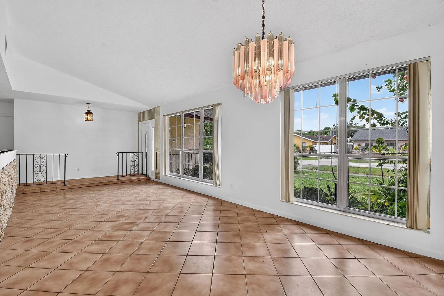3 bed, 1849 sqft, $2,850 — Photo 4