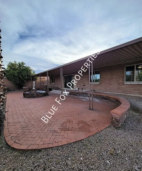1933 S Palma Pl — Photo 26